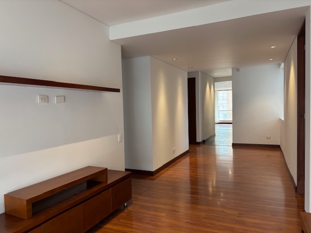 Apartamento en venta en Chicó Reservado, Bogotá · foto 21 de 24