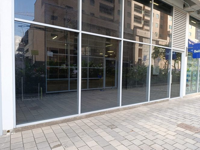 Local en arriendo en Villa Carlota, Medellín, 35 m² · foto 5 de 6
