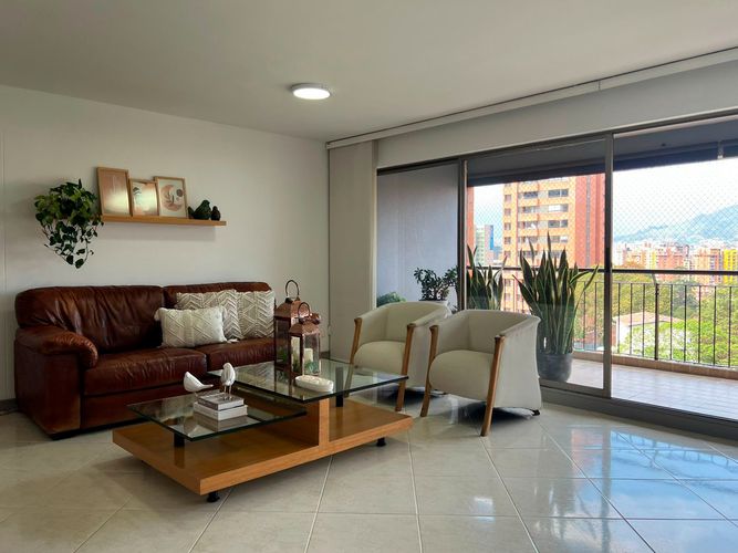 Apartamento de 3 alcobas en venta en Loma Benedictinos, Envigado, 161 m² · foto 17 de 18