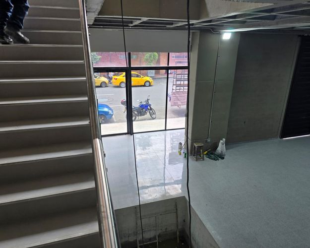 Oficina en arriendo en Perpetuo Socorro, Medellín, 750 m² · foto 11 de 13