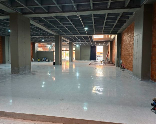 Oficina en arriendo en Perpetuo Socorro, Medellín, 750 m² · foto 4 de 13