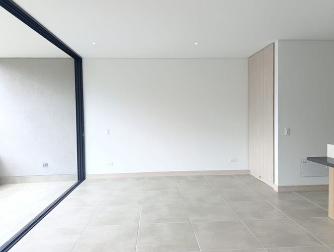 Apartamento de 3 alcobas en venta en El Poblado, Medellín, 100 m² · foto 3 de 18