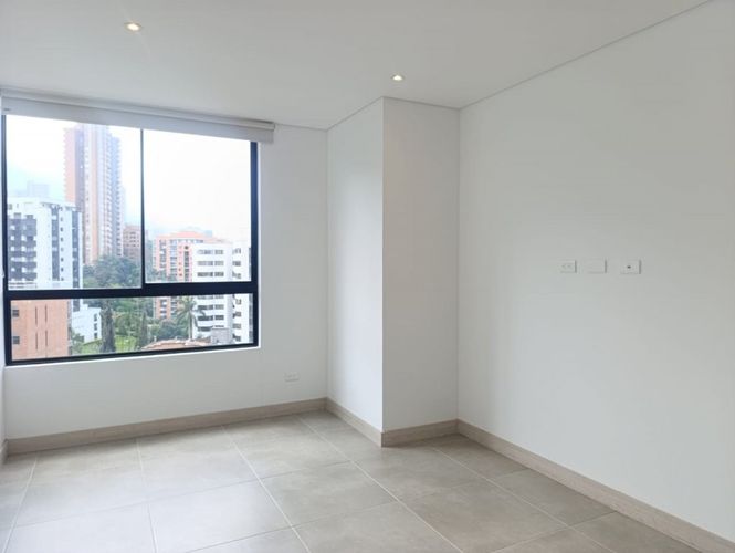 Apartamento de 3 alcobas en venta en El Poblado, Medellín, 100 m² · foto 7 de 18