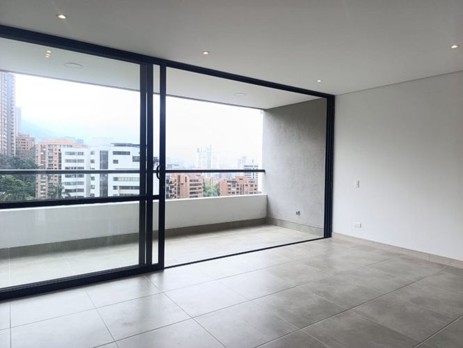 Apartamento de 3 alcobas en venta en El Poblado, Medellín, 100 m² · foto 11 de 18