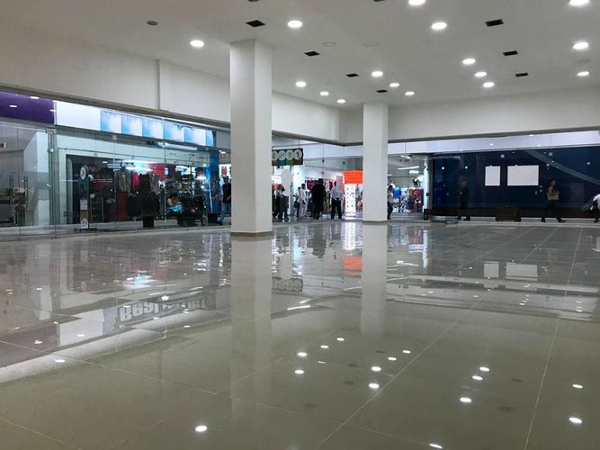Local en arriendo en El Poblado, Medellín, 293 m² · foto 7 de 7