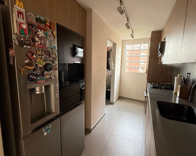 Apartamento de 3 alcobas en arriendo en El Poblado, Medellín, 127 m² · foto 15 de 17