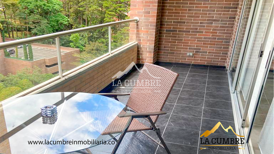 Apartamento de 3 alcobas en arriendo en El Tesoro, Medellín, 125 m² · foto 5 de 7