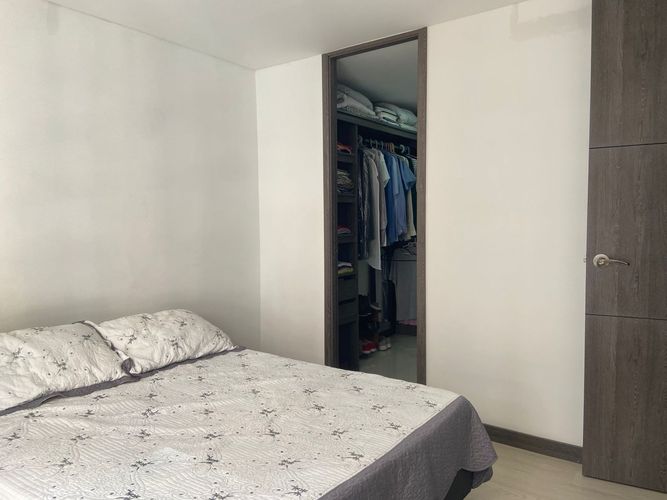 Apartamento de 3 alcobas en venta en Aldea Verde, Sabaneta, 74 m² · foto 3 de 18