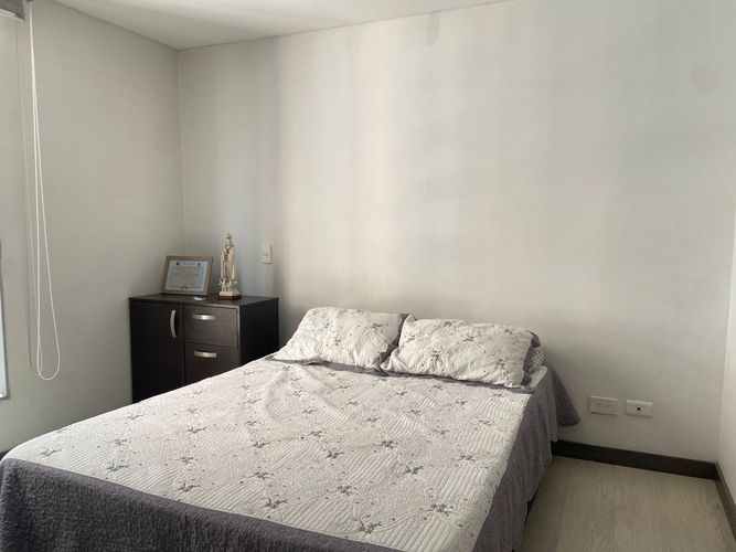 Apartamento de 3 alcobas en venta en Aldea Verde, Sabaneta, 74 m² · foto 2 de 18
