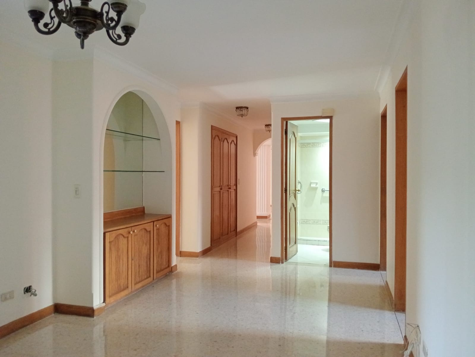Apartamento en arriendo en Laureles, Medellín · foto 5 de 19