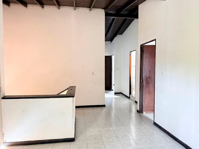 Oficina en arriendo en Belén, Medellín, 220 m² · foto 8 de 18