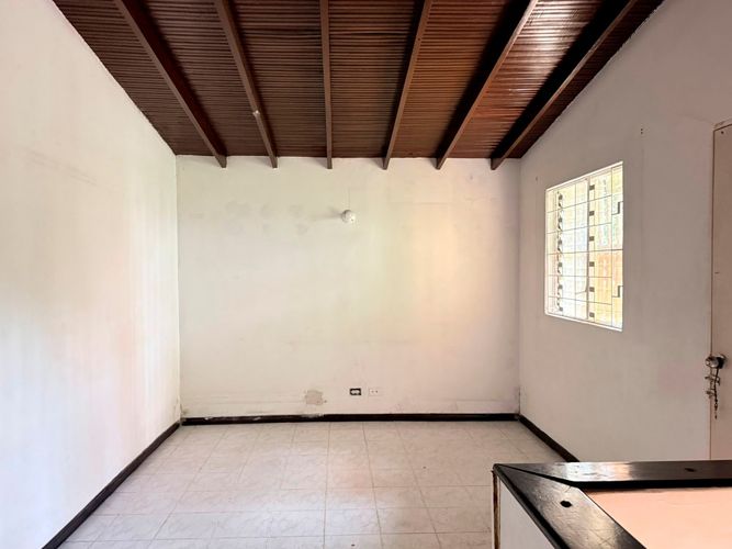 Oficina en arriendo en Belén, Medellín, 220 m² · foto 12 de 18
