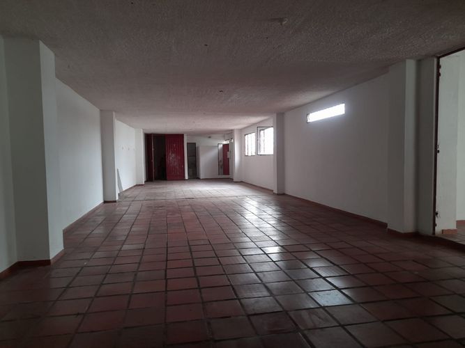 Local en arriendo en Granada, Bucaramanga, 100 m² · foto 2 de 10