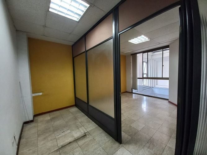 Oficina en venta en Primero De Febrero, Pereira, 23 m² · foto 2 de 5