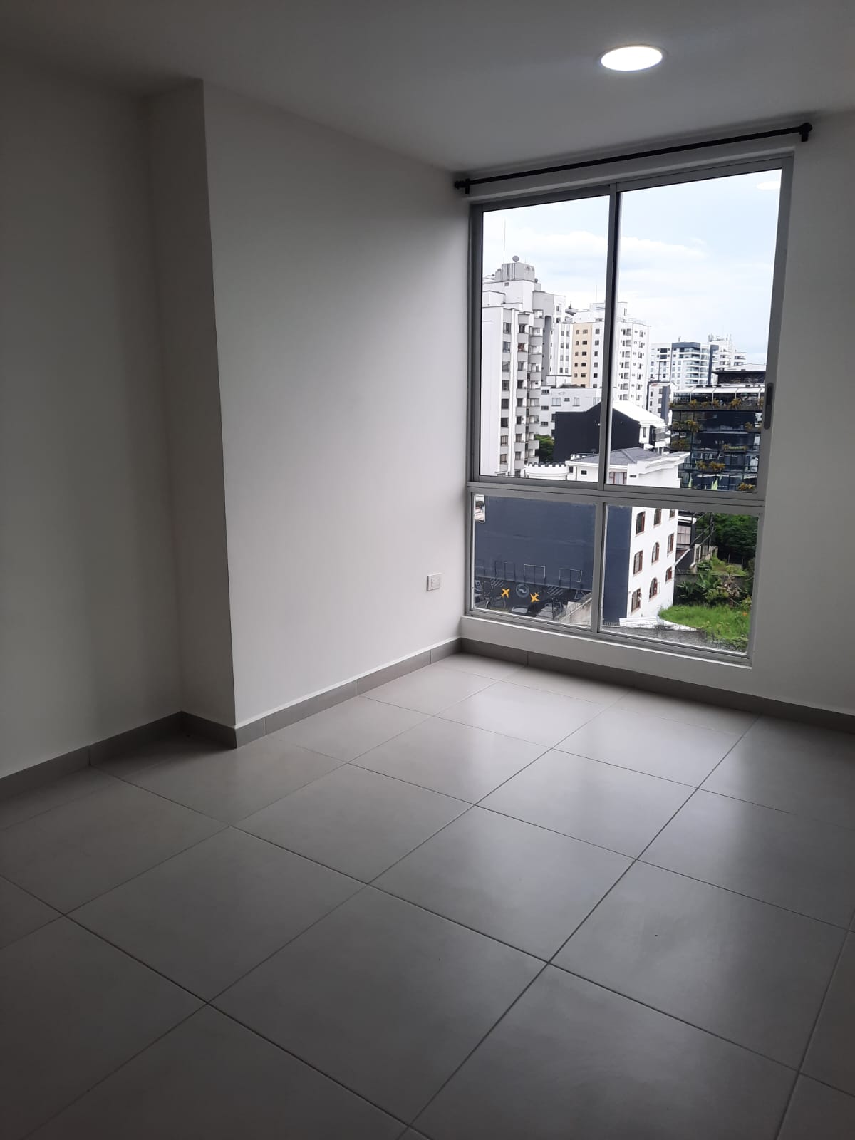 Apartamento en venta en Pinares, Pereira · foto 8 de 21