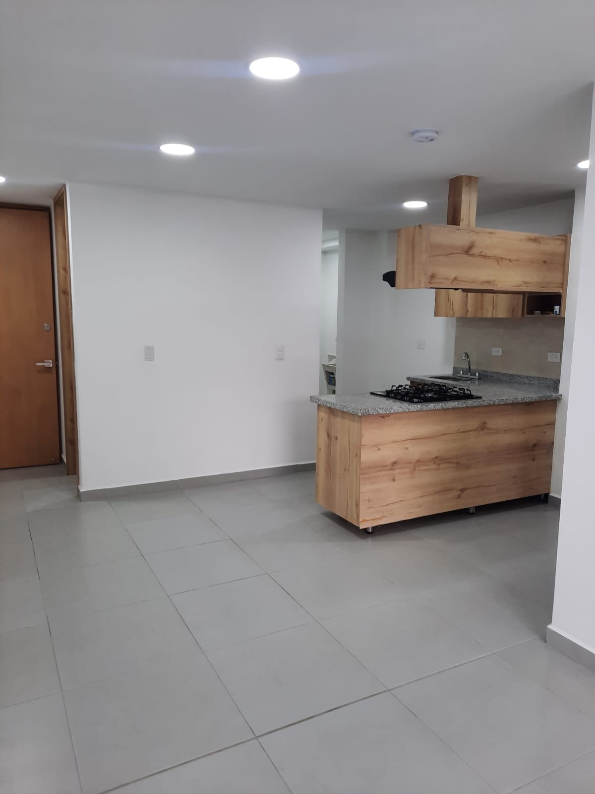 Apartamento en venta en Pinares, Pereira · foto 11 de 21