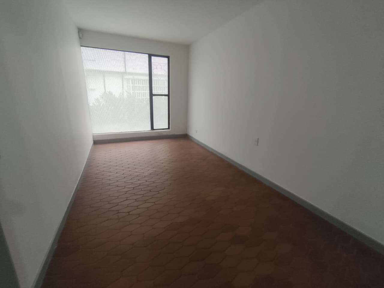Casa en arriendo en El Poblado, Medellín · foto 4 de 12