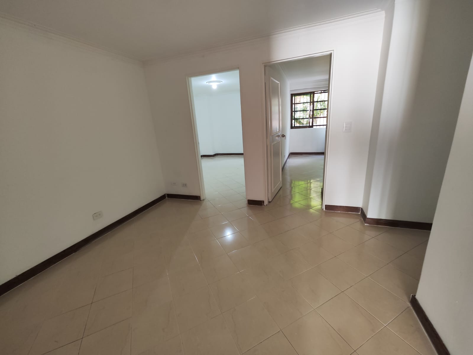 Apartamento en arriendo en Laureles, Medellín · foto 8 de 16