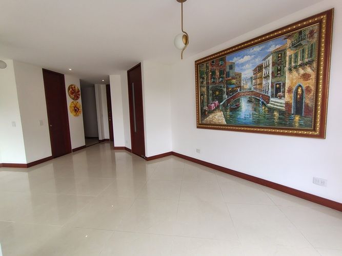 Apartamento en venta en Santa Barbara Occidental, Bogotá · foto 6 de 24