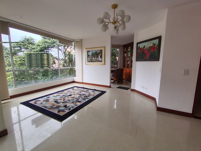 Apartamento en venta en Santa Barbara Occidental, Bogotá · foto 2 de 24