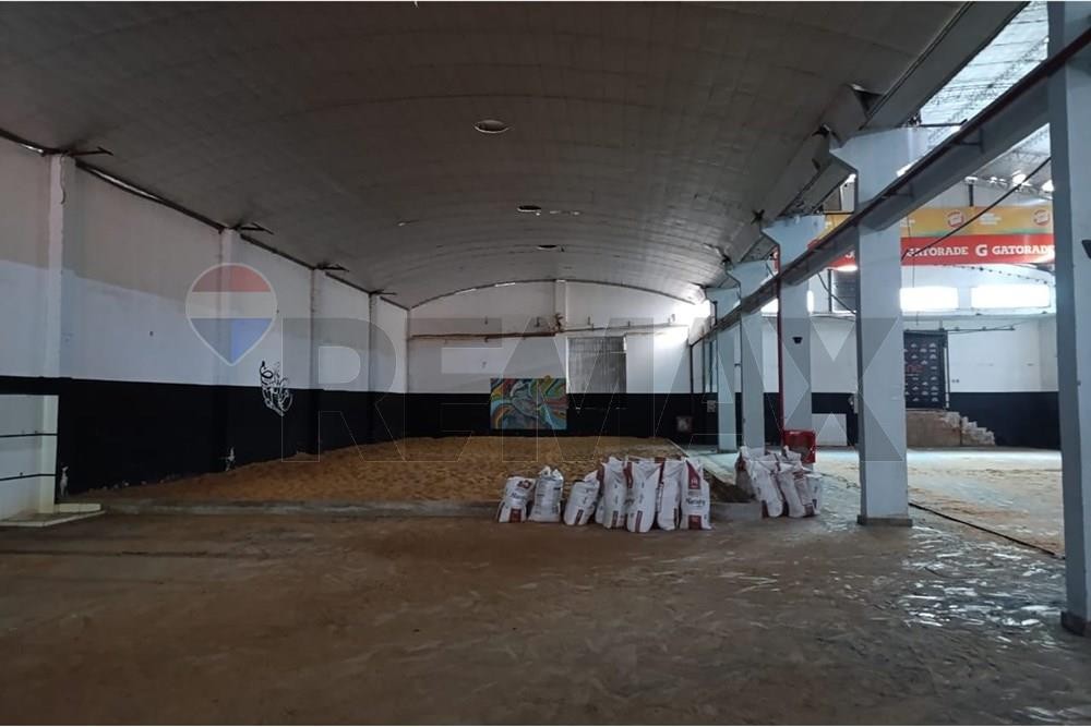 Oportunidad de Inversión Inmobiliaria en Asunción. Depósito. Ycua Sati. 528,000 $ — foto 2