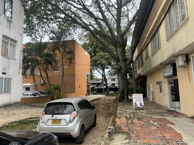 Casa de 17 alcobas en venta en El Gran Limonar, Cali, 738 m² · foto 5 de 14