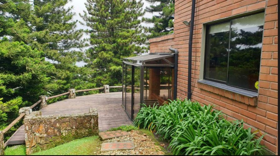 Casa de 4 alcobas en venta en Vía Las Palmas, Medellín, 302 m² · foto 4 de 24