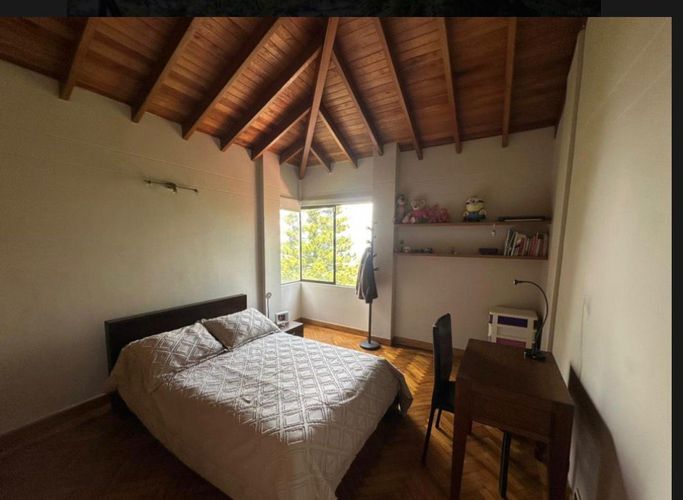 Casa de 4 alcobas en venta en Vía Las Palmas, Medellín, 302 m² · foto 24 de 24