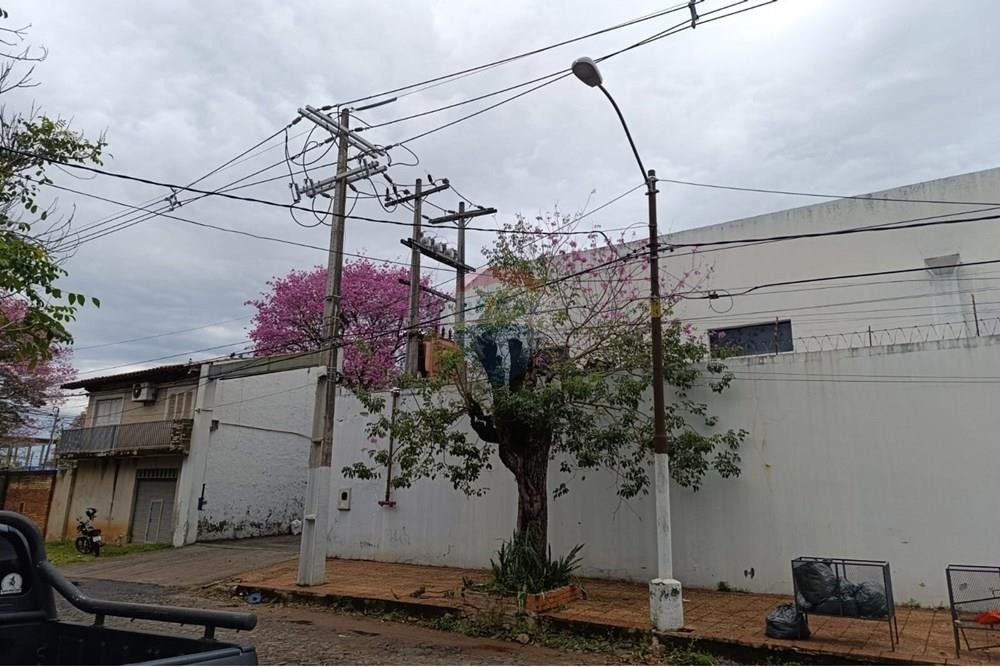 TERRENO DE 1.783 M2 CON DEPÓSITO EN YCUÁ SATÍ-ASUNCIÓN EN VENTA — foto 3