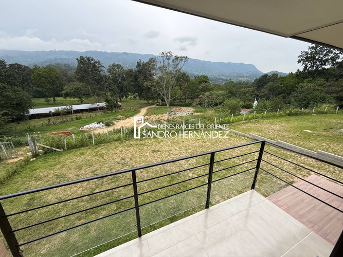 Casa de 3 alcobas en venta en Campo Verde, Piedecuesta, 196 m² · foto 13 de 24