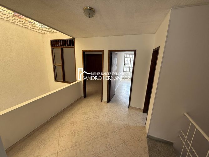 Casa de 4 alcobas en venta en El Prado, Bucaramanga, 320 m² · foto 12 de 24