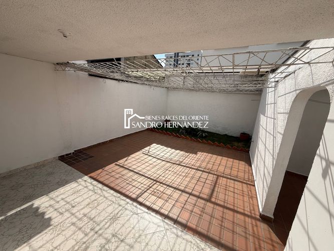 Casa de 4 alcobas en venta en El Prado, Bucaramanga, 320 m² · foto 24 de 24