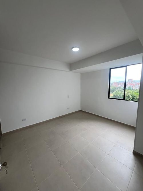 Apartamento de 3 alcobas en venta en El Diviso, Bucaramanga, 70 m² · foto 4 de 10