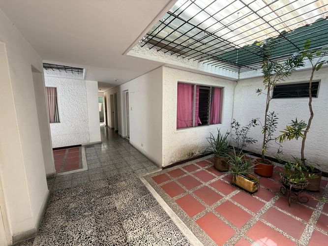 Oficina en arriendo en Estadio, Medellín, 380 m² · foto 13 de 20