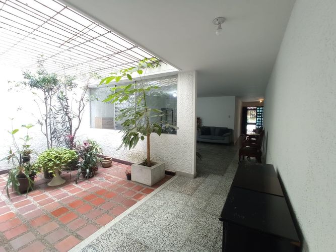 Local en arriendo en Estadio, Medellín, 380 m² · foto 16 de 20