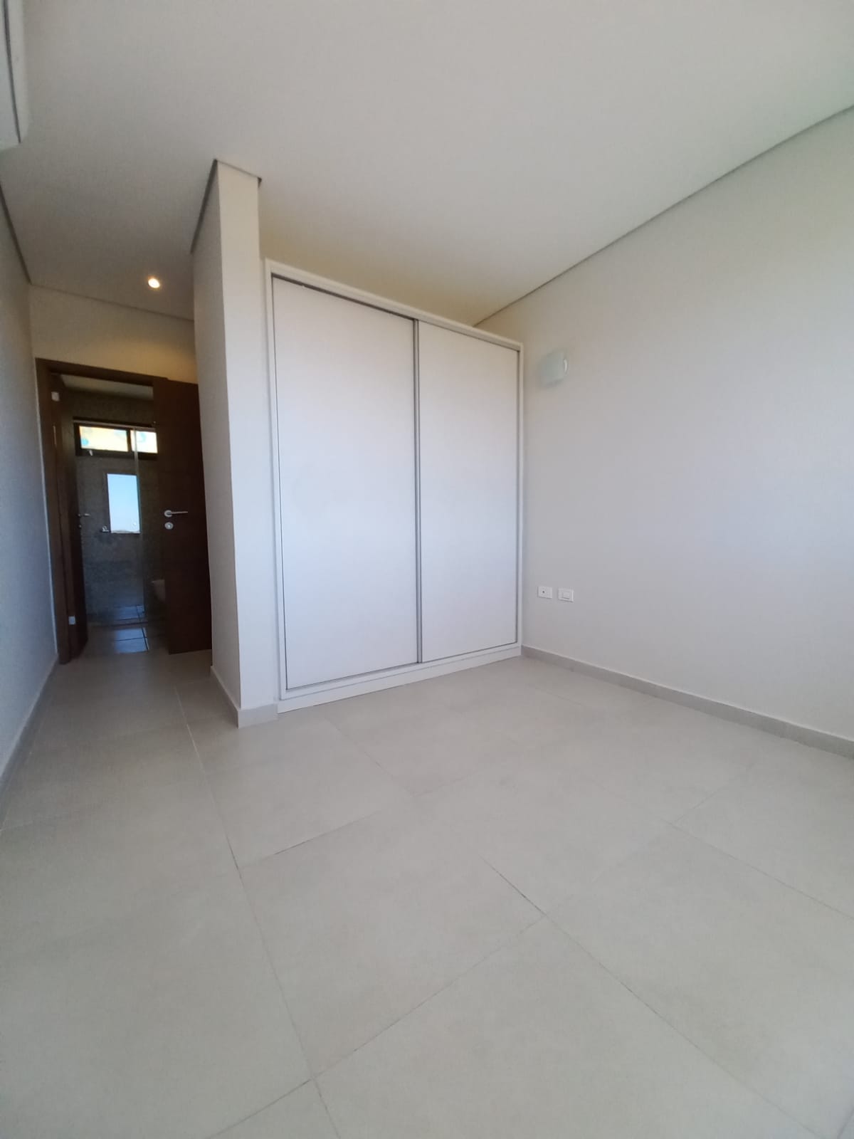 Vendo Departamento en Edificio Bosques de villa Morra — foto 2