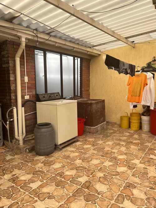 Casa de 8 alcobas en venta en La Pradera- Puente Aranda, Bogotá, 128 m² · foto 14 de 18