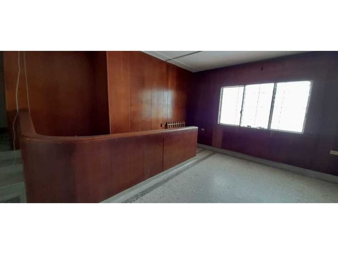 Casa de 7 alcobas en arriendo en El Tabor, Barranquilla, 900 m² · foto 14 de 18