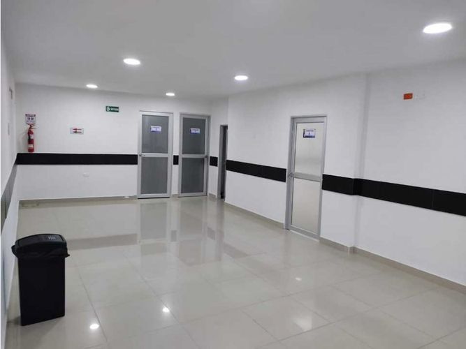 Casa de 7 alcobas en arriendo en El Recreo, Barranquilla, 374 m² · foto 4 de 9