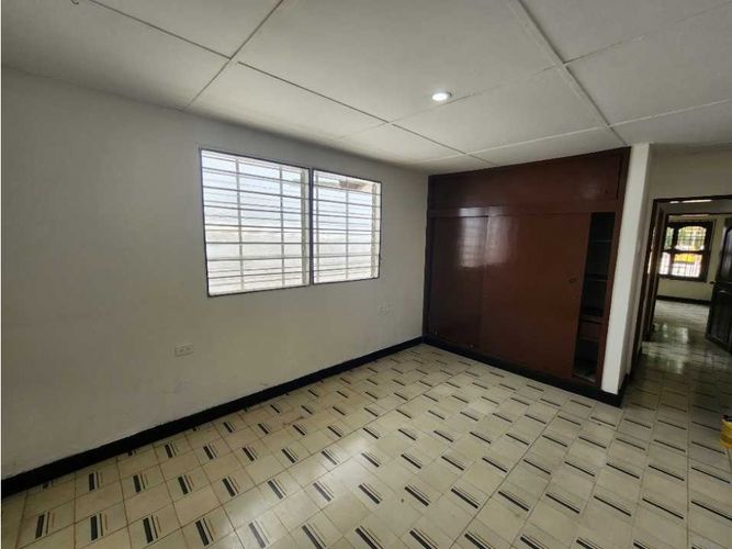 Casa de 7 alcobas en arriendo en Altamira, Barranquilla, 494 m² · foto 8 de 24