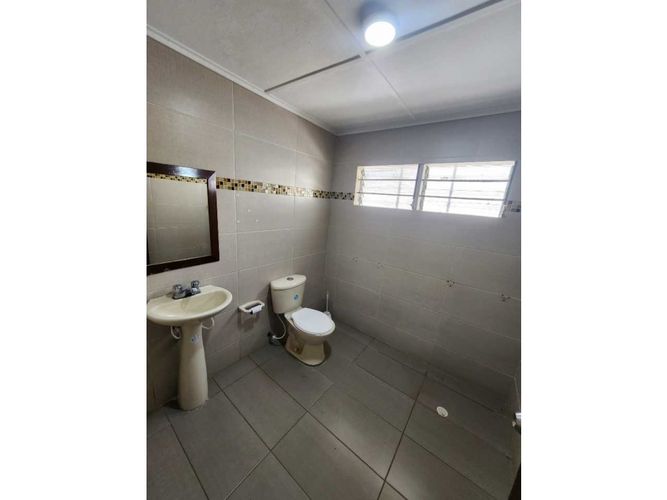 Casa de 7 alcobas en arriendo en Altamira, Barranquilla, 494 m² · foto 9 de 24