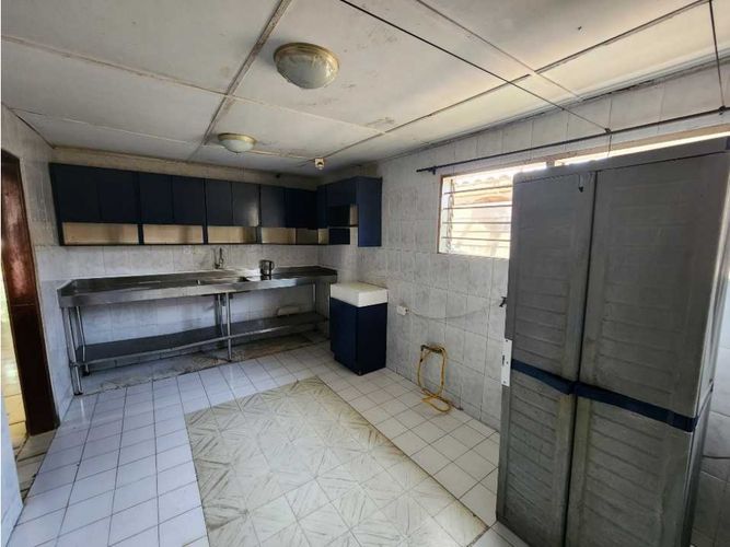 Casa de 7 alcobas en arriendo en Altamira, Barranquilla, 494 m² · foto 13 de 24