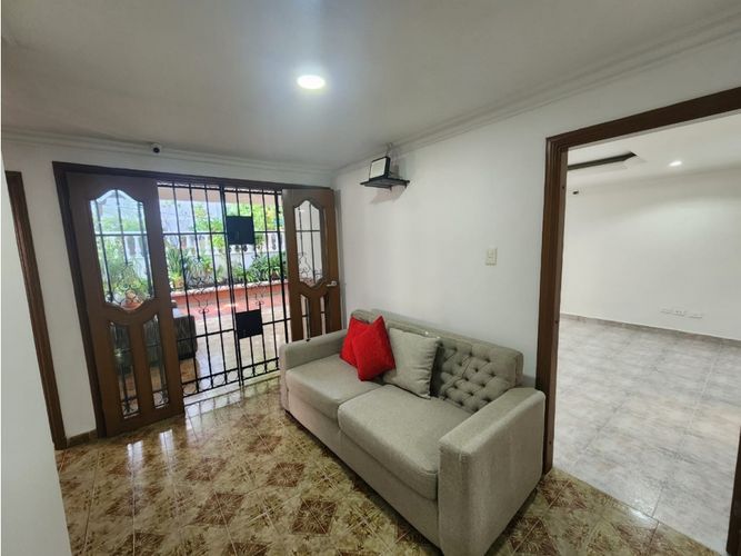 Casa de 6 alcobas en arriendo en La Concepcion, Barranquilla, 520 m² · foto 7 de 24