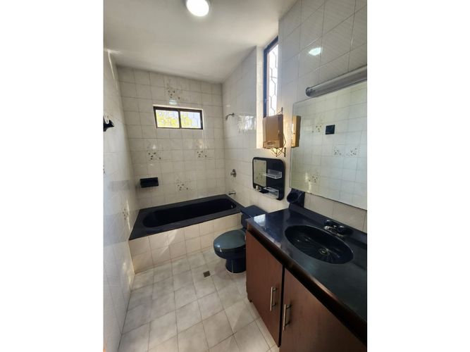 Casa de 6 alcobas en arriendo en La Concepcion, Barranquilla, 520 m² · foto 19 de 24