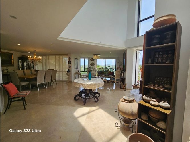 Casa de 4 alcobas en venta en Lagos Del Caujaral, Puerto Colombia, 560 m² · foto 3 de 17
