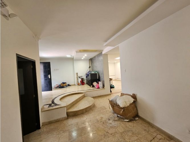 Casa de 4 alcobas en arriendo en Altos De Riomar, Barranquilla, 493 m² · foto 4 de 24
