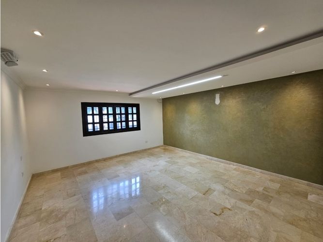 Casa de 4 alcobas en arriendo en Altos De Riomar, Barranquilla, 493 m² · foto 18 de 24