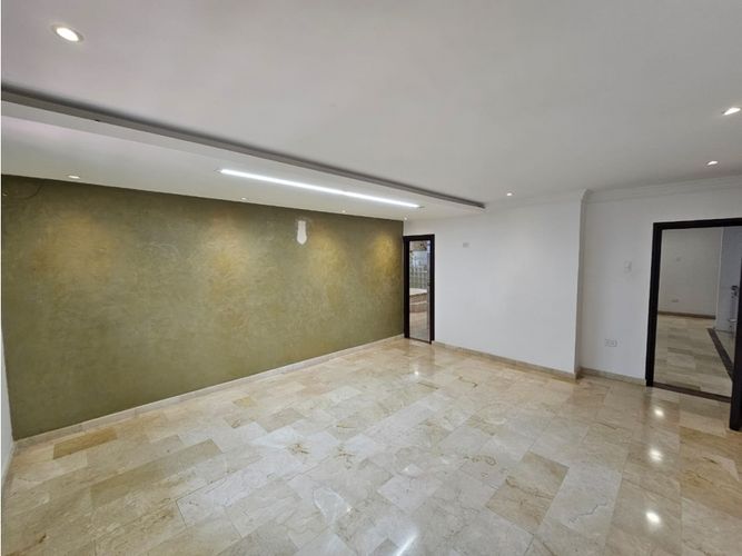 Casa de 4 alcobas en arriendo en Altos De Riomar, Barranquilla, 493 m² · foto 19 de 24