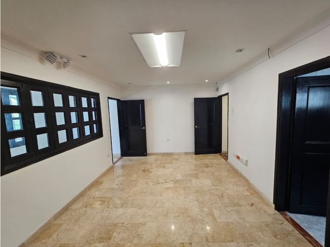 Casa de 4 alcobas en arriendo en Altos De Riomar, Barranquilla, 493 m² · foto 23 de 24