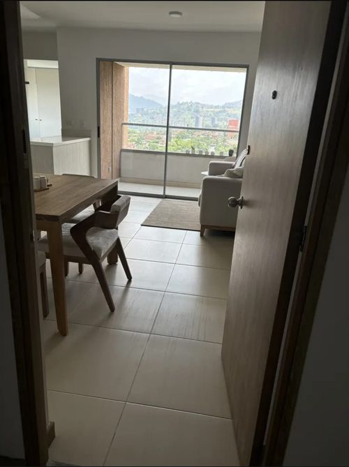 Apartamento de 2 alcobas en venta en Toledo, La Estrella, 60 m² · foto 2 de 24